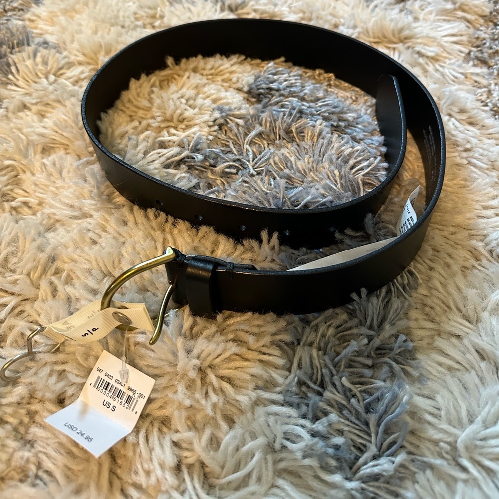 American Eagle Size Small Black and Gold Belt